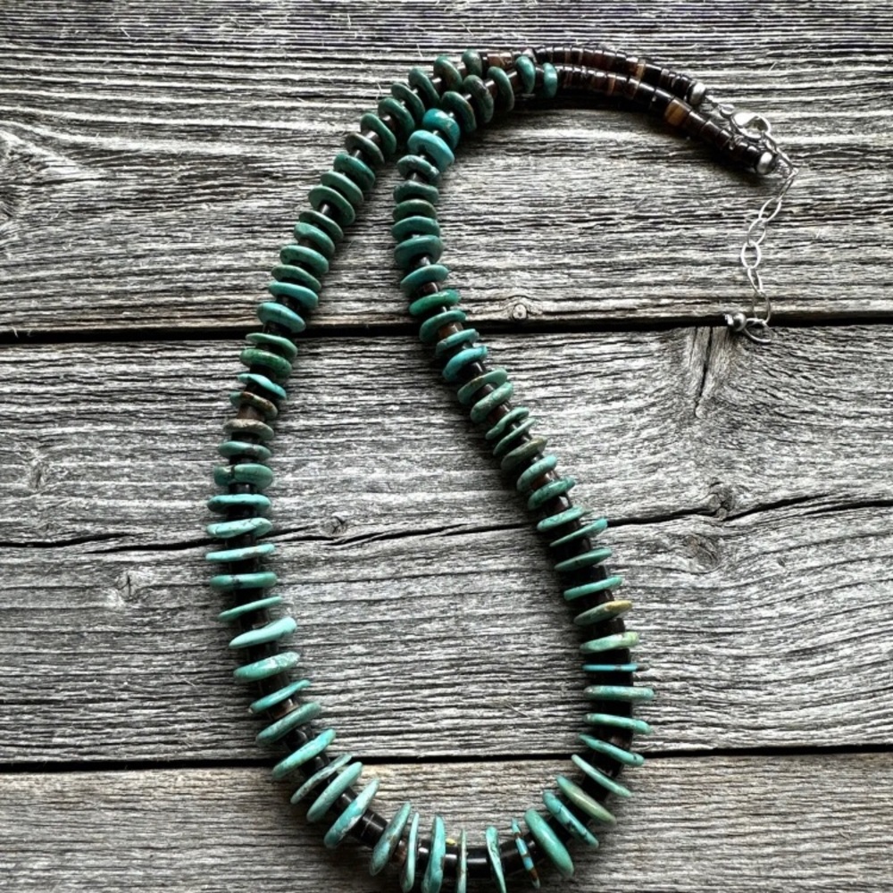 Sterling Silver Graduated Turquoise Heishi Bead Necklace 20 Inch - Picture 8 of 12